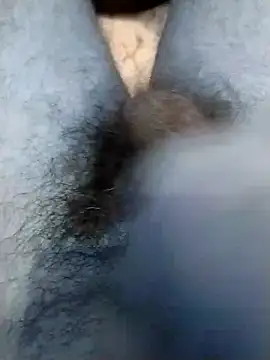 Rajxxxdx4u online show from March 12, 2025, 2:41 am