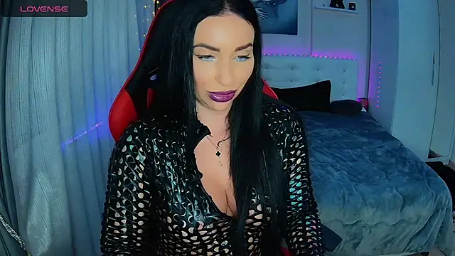 cokeyspeed69 online show from December 18, 2024, 3:33 pm