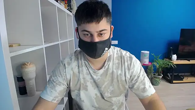 Tomguys online show from February 13, 2025, 2:42 pm