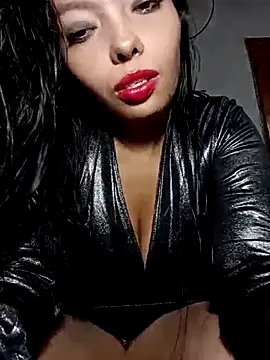 Melanymartinez105 online show from October 12, 2025, 7:13 pm