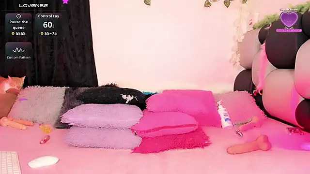 Snapshot of sabrinamossii chatting on April 22, 2026, 12:02 am sabrinamossii online show from April 22, 2026, 12:02 am