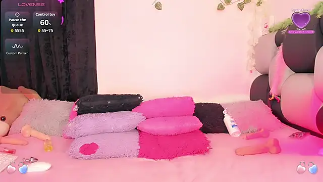Snapshot of sabrinamossii chatting on April 24, 2026, 4:59 am sabrinamossii online show from April 24, 2026, 4:59 am