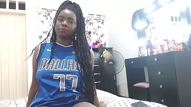 hot and naughty latin online show from March 4, 2025, 11:29 am