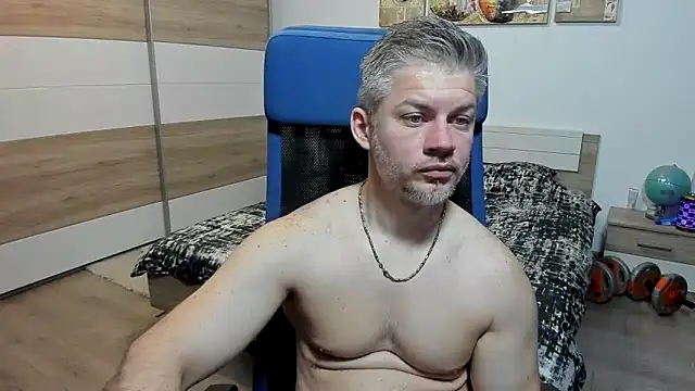 RobbyShawz online show from May 15, 2026, 6:42 am