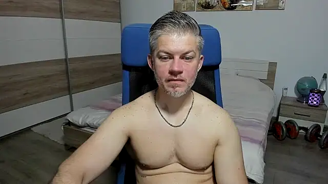 RobbyShawz online show from May 27, 2026, 4:31 am