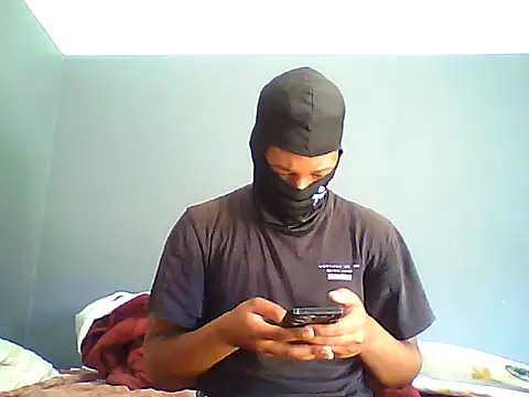 TitularAdaption online show from December 2, 2025, 8:08 am