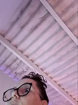 MariaPau 83 online show from November 12, 2025, 5:02 pm