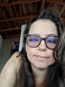 MariaPau 83 online show from May 27, 2026, 4:37 pm