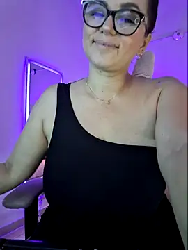 MariaPau 83 online show from July 17, 2026, 9:08 pm