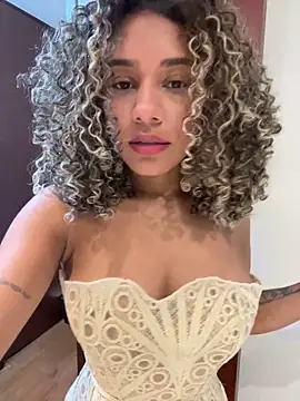 Snapshot of Belkaj chatting on February 18, 2026, 10:17 pm Belkaj online show from February 18, 2026, 10:17 pm