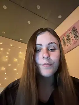 Emma just online show from March 21, 2025, 7:24 pm