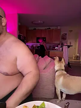 Snapshot of PiggyRose chatting on February 5, 2026, 11:09 pm PiggyRose online show from February 5, 2026, 11:09 pm