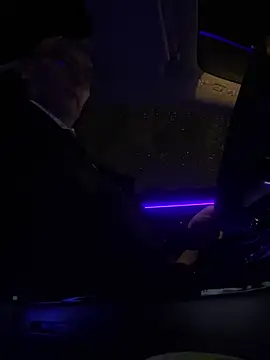 DUDURAxh online show from January 22, 2025, 4:55 am