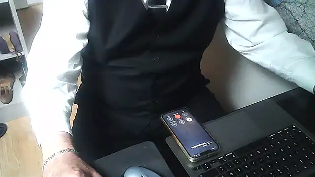 DUDURAxh online show from October 14, 2025, 8:37 am