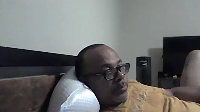 Snapshot of dababyboii chatting on April 14, 2026, 3:01 am dababyboii online show from April 14, 2026, 3:01 am
