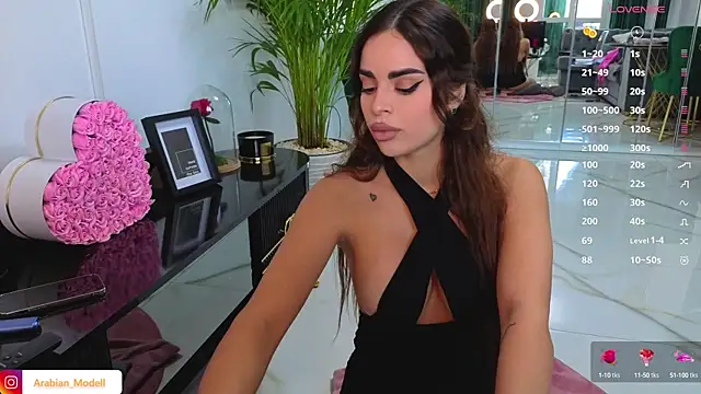 Snapshot of Arabian_beauty chatting on October 11, 2025, 9:41 am Arabian beauty online show from October 11, 2025, 9:41 am