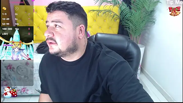 Snapshot of oso_dirty_ chatting on December 24, 2024, 5:55 pm oso dirty  online show from December 24, 2024, 5:55 pm