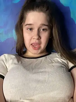 HornyGirlH online show from December 4, 2024, 11:57 pm