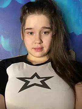 HornyGirlH online show from December 13, 2024, 12:31 am