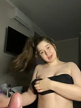 HornyGirlH online show from January 10, 2025, 5:05 am