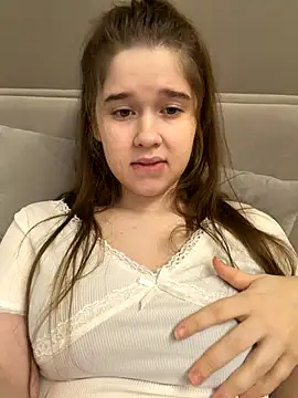 HornyGirlH online show from January 7, 2026, 1:30 am