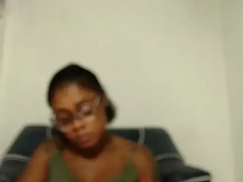 alexiaao9 online show from February 22, 2025, 3:01 am