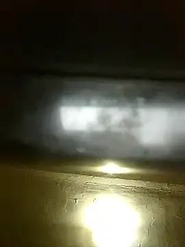 landy20cm online show from March 23, 2025, 2:15 am