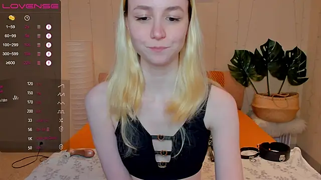 fleximona online show from December 8, 2024, 1:03 pm