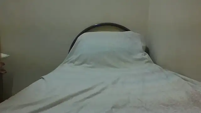 Annerae online show from December 8, 2024, 5:01 pm