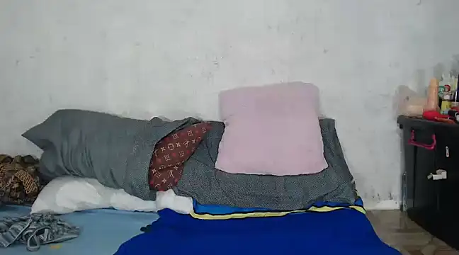 sweet sugar25 online show from March 6, 2025, 4:07 pm