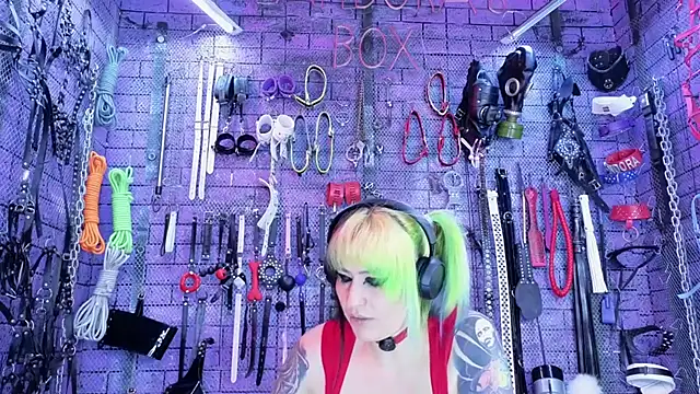 Snapshot of PANDORANEZZ chatting on June 28, 2026, 1:55 am PANDORANEZZ online show from June 28, 2026, 1:55 am