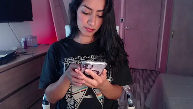 Snapshot of Brown_skin11 chatting on September 22, 2025, 9:17 pm Brown skin11 online show from September 22, 2025, 9:17 pm