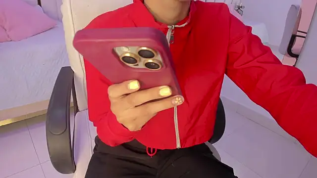 Meghan stonne  online show from September 30, 2025, 7:08 pm