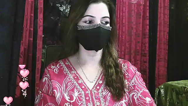 Snapshot of Cute_Sonii chatting on October 14, 2025, 1:01 pm Cute Sonii online show from October 14, 2025, 1:01 pm