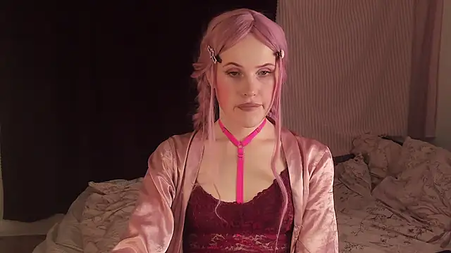 EffieMinki online show from December 11, 2024, 6:20 pm