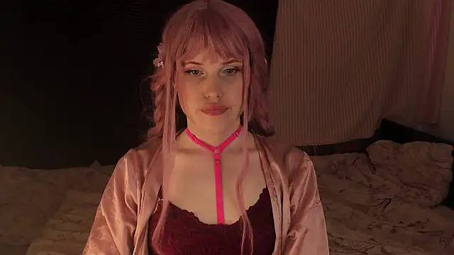 EffieMinki online show from December 17, 2024, 10:12 am