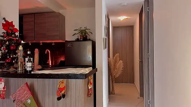 mariam hill online show from November 29, 2025, 7:17 pm