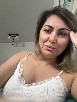 Emma roqueen online show from January 7, 2025, 10:30 pm