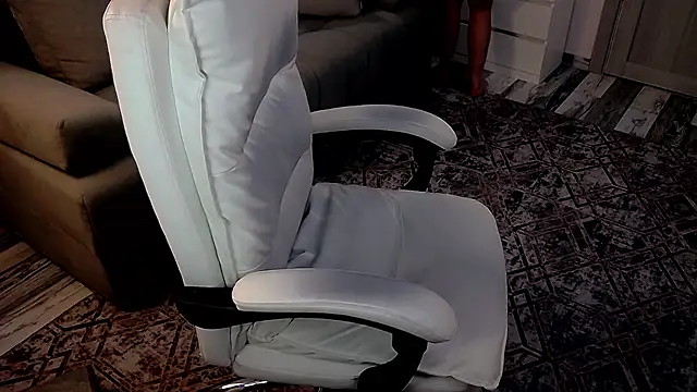 EvaRelusionJ online show from January 10, 2025, 5:47 am