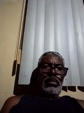 Thadew online show from December 4, 2025, 3:27 am