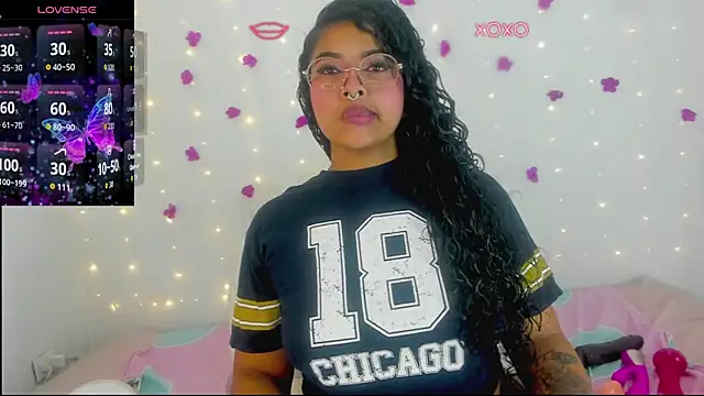 Snapshot of moana_taylor chatting on September 14, 2025, 11:20 am moana taylor online show from September 14, 2025, 11:20 am