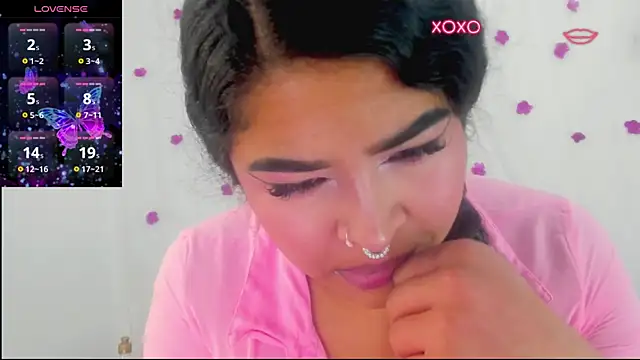 Snapshot of moana_taylor chatting on October 17, 2025, 10:29 am moana taylor online show from October 17, 2025, 10:29 am