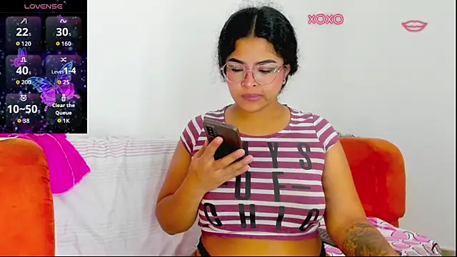 Snapshot of moana_taylor chatting on April 10, 2026, 12:43 pm moana taylor online show from April 10, 2026, 12:43 pm