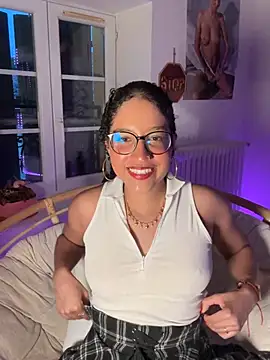 Snapshot of Lauyako chatting on June 5, 2026, 7:41 pm Lauyako online show from June 5, 2026, 7:41 pm