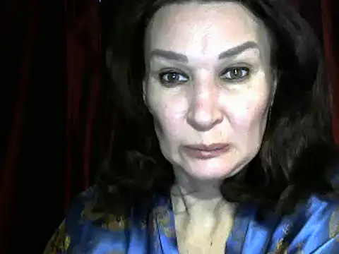 Snapshot of PrettyAndWild chatting on December 2, 2024, 1:24 pm PrettyAndWild online show from December 2, 2024, 1:24 pm