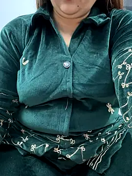 Preet Kaur 69 online show from November 16, 2025, 10:21 am