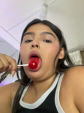 Lia sexx online show from March 21, 2025, 6:18 pm