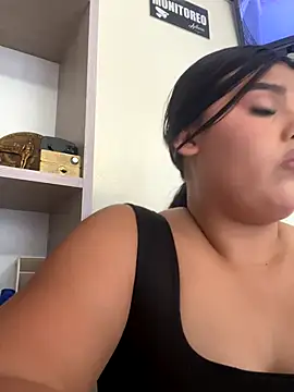 Lia sexx online show from October 27, 2025, 6:34 pm