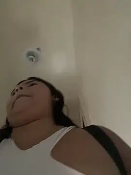 Lia sexx online show from February 28, 2026, 11:55 am