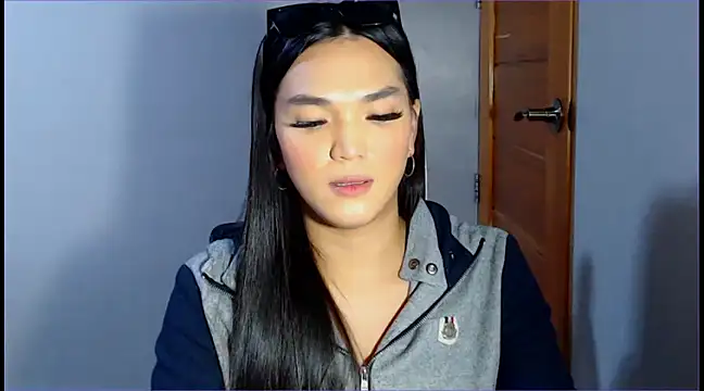 Snapshot of WONDERWOMAN2023 chatting on December 16, 2024, 8:16 pm WONDERWOMAN2023 online show from December 16, 2024, 8:16 pm